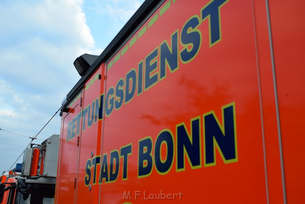 Mobiler Autokran umgestuerzt Bonn Hbf P325.JPG